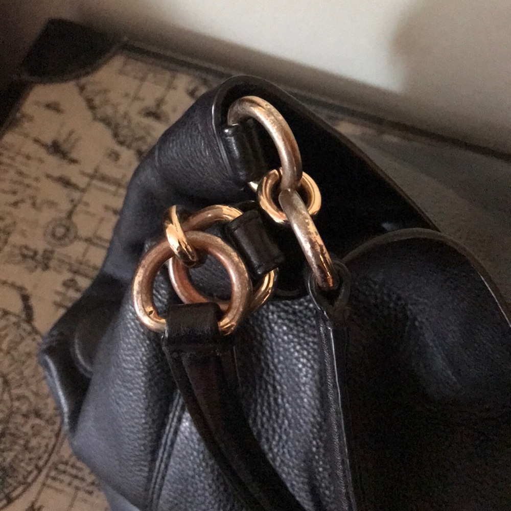 Authentic Coach Bag!! - Picture 4 of 8